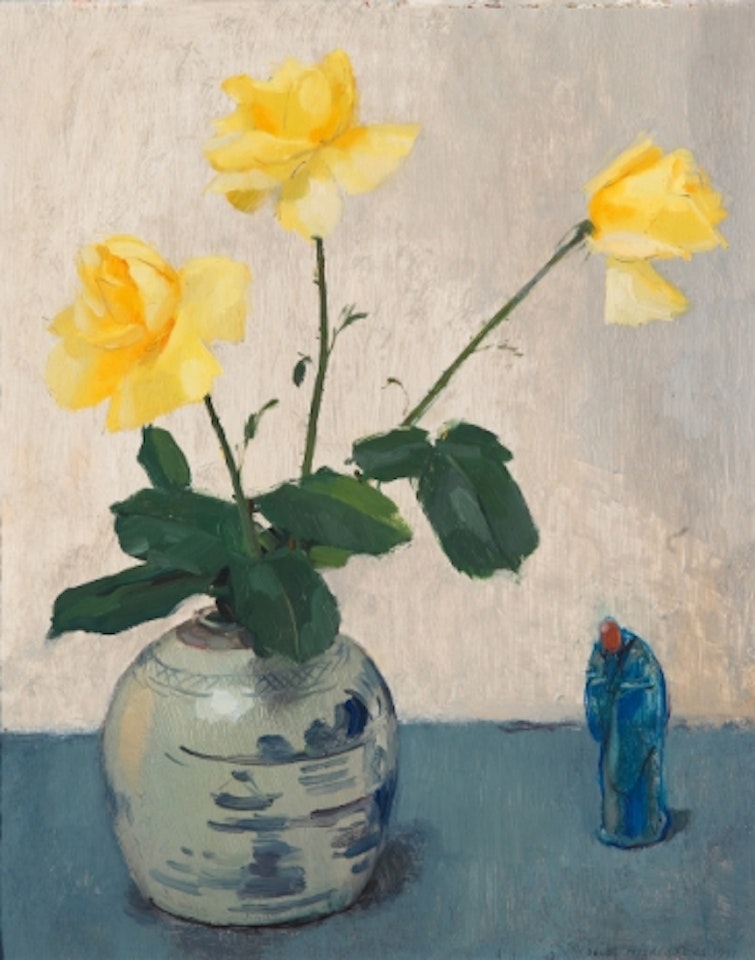 Stileben with yellow roses in Chinese mug by Olle Hjortzberg