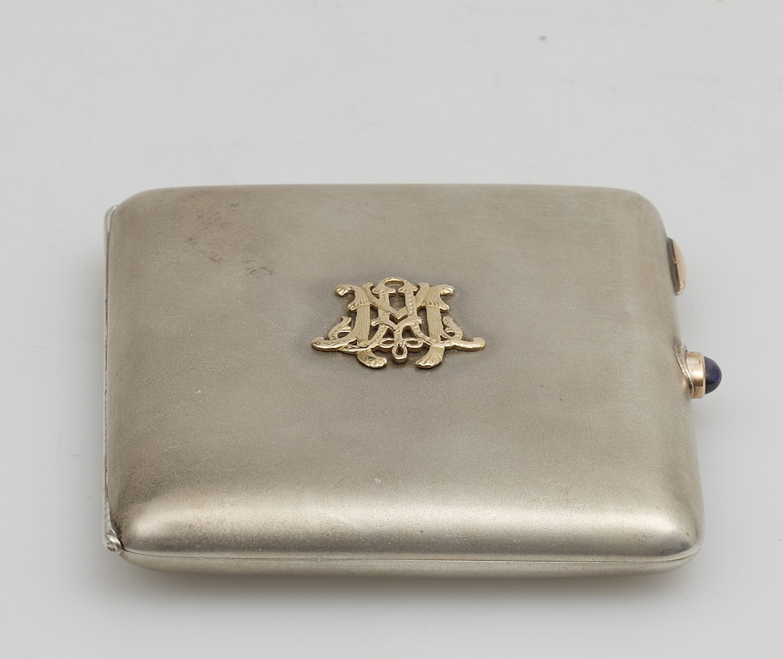 Cigarette case by Unknown Jewelry Maker