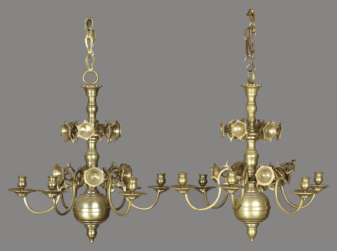 Chandeliers by Unknown (Baroque style)
