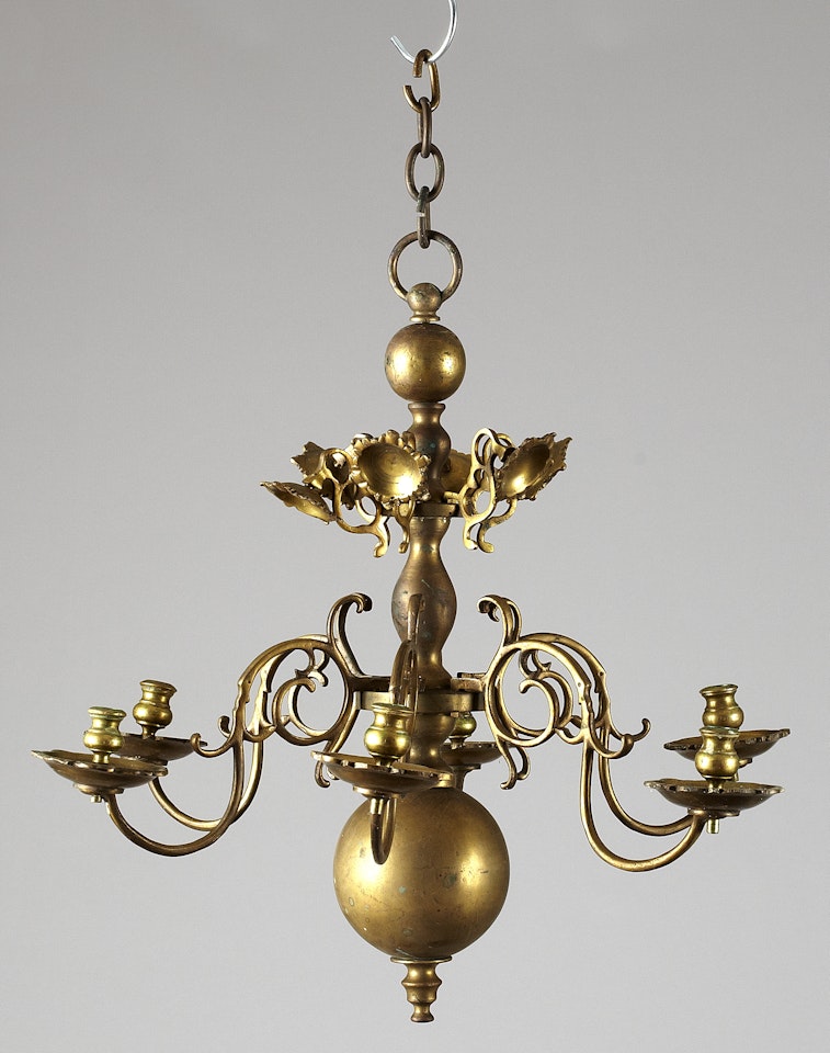 Chandelier by Unknown (Baroque style)