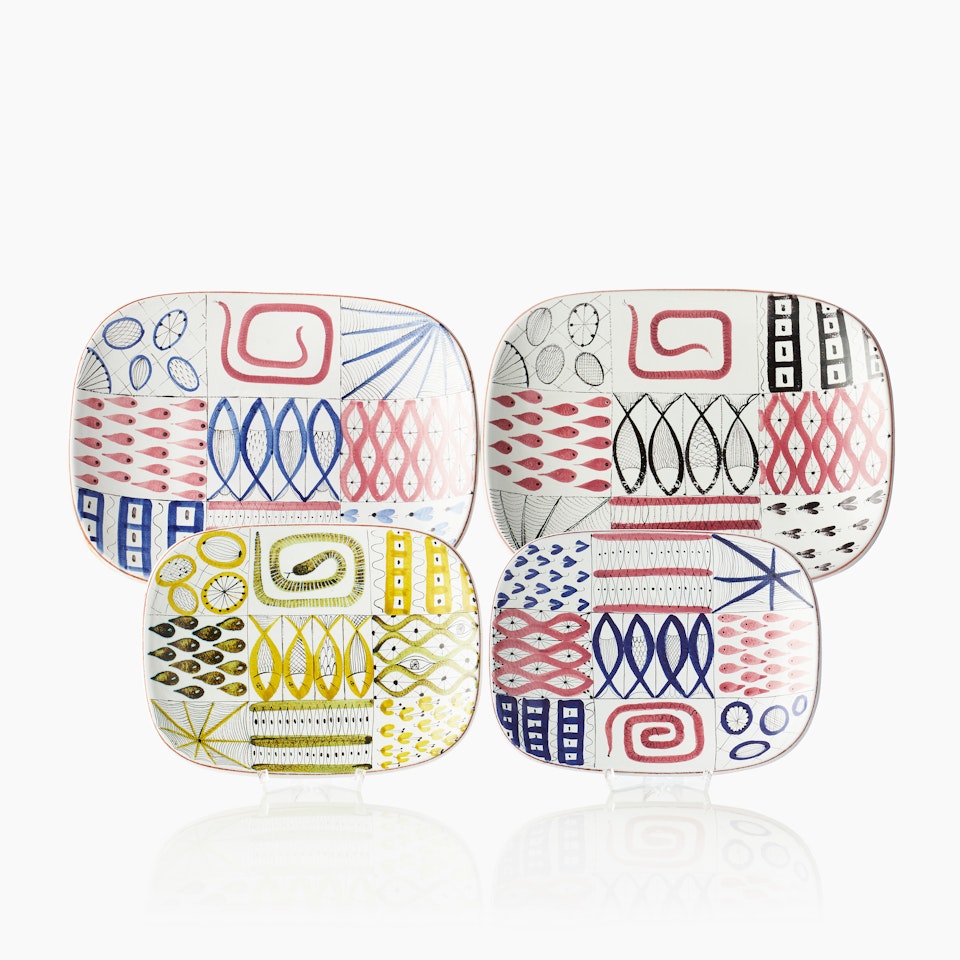 Barrel, four pieces; A set of four Stig Lindberg faience dishes by Stig Lindberg