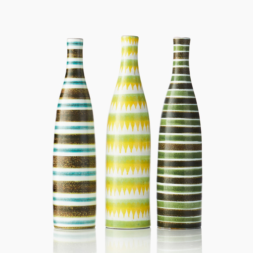 Vases, three pieces; A set of three Stig Lindberg faience vases by Stig Lindberg