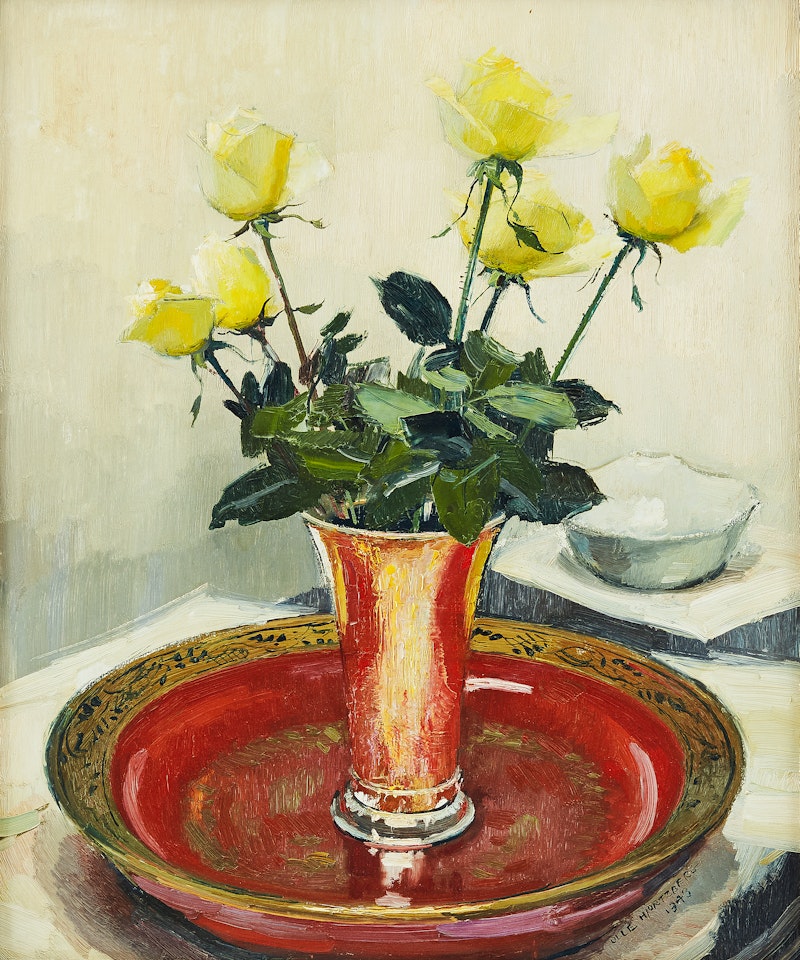 Yellow roses in a silver goblet on a red ceramic plate by Olle Hjortzberg