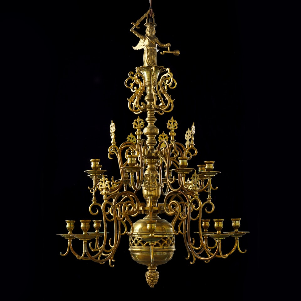Chandelier by Unknown (Baroque style)