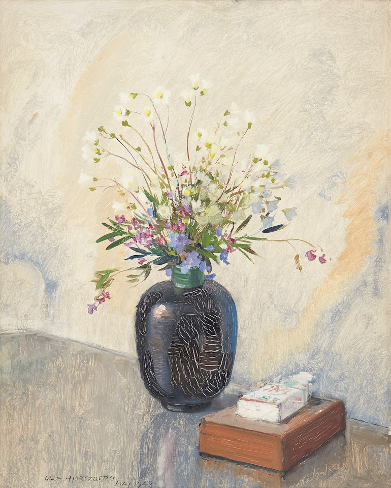 Flower still life in purple and white by Olle Hjortzberg