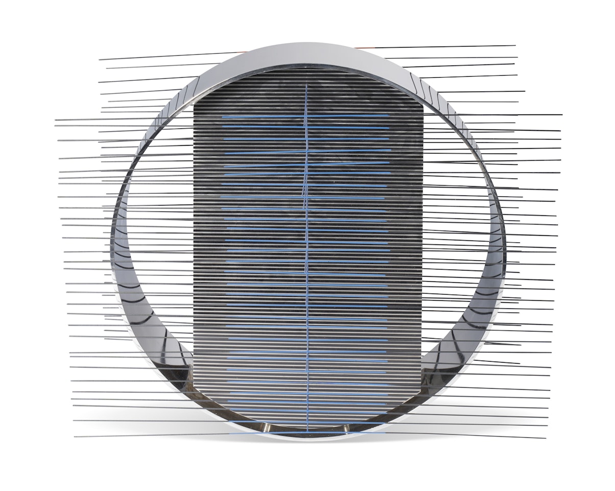 Estela en el círculo by Jesus Rafael Soto