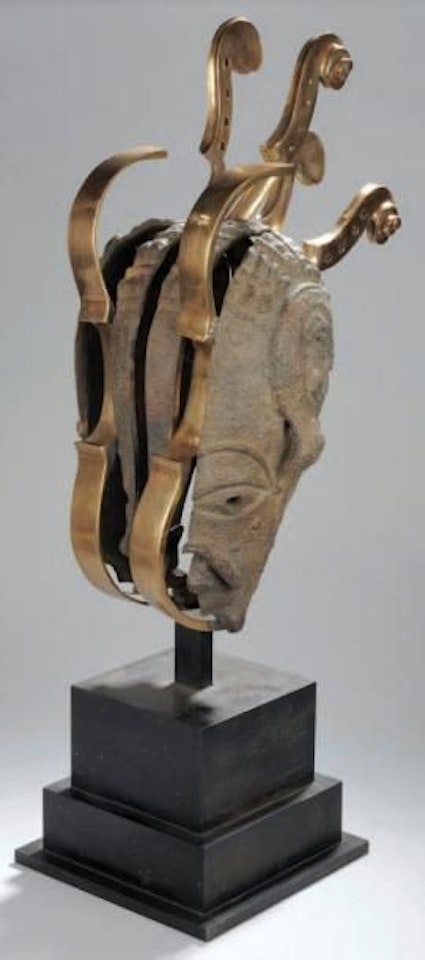 Nok head (longitudinal section) by Arman