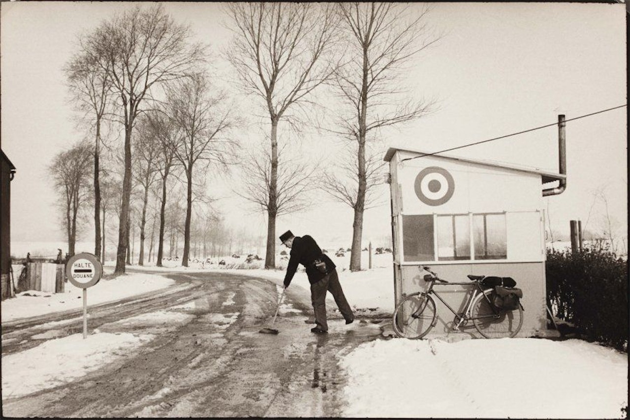 Customs post on the France-Belgium border by Henri Cartier-Bresson