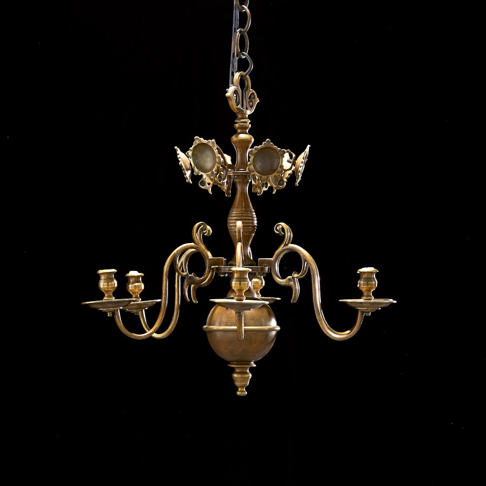 Chandelier by Unknown (Baroque style)