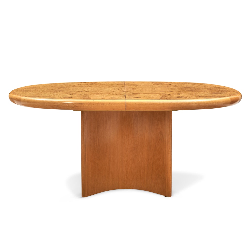 Extension dining table by Vladimir Kagan