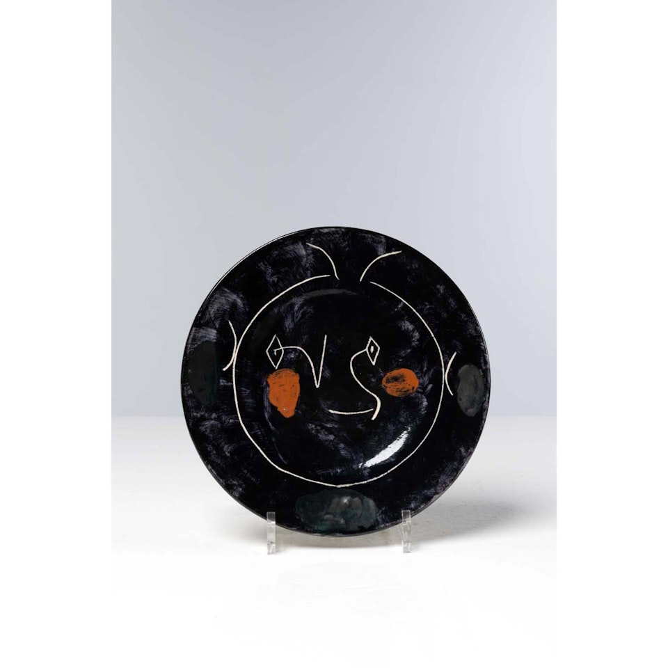 "Visage Noir" plate by Pablo Picasso
