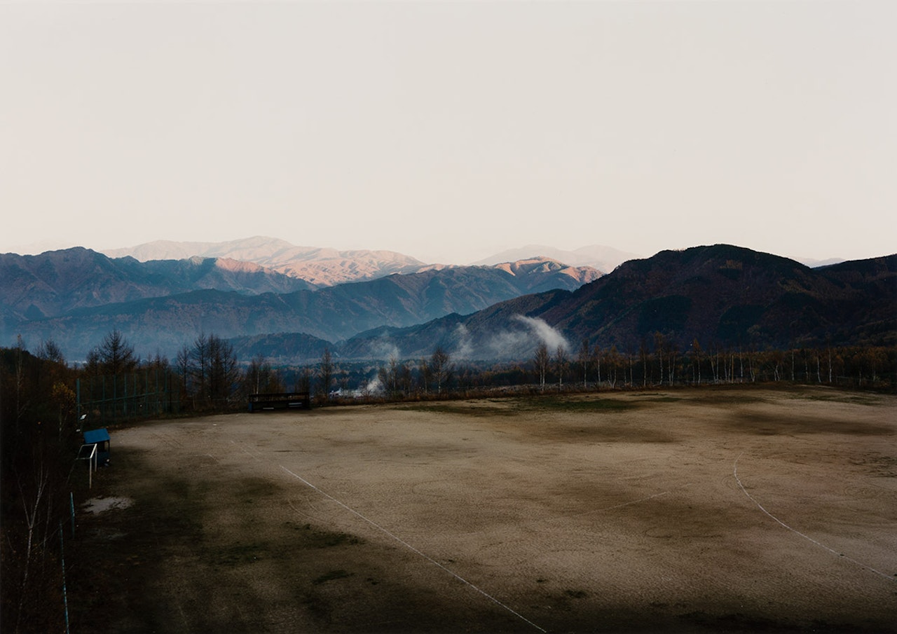Sonnenaufgang in den Bergen bei Kiso-Fukushima, Japan by Thomas Struth