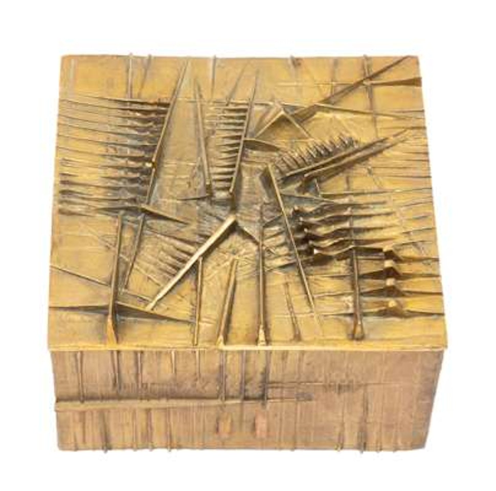Le coffret (Scatola) by Arnaldo Pomodoro