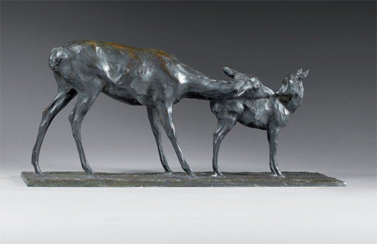 Doe and her fawn turning around by Rembrandt Bugatti