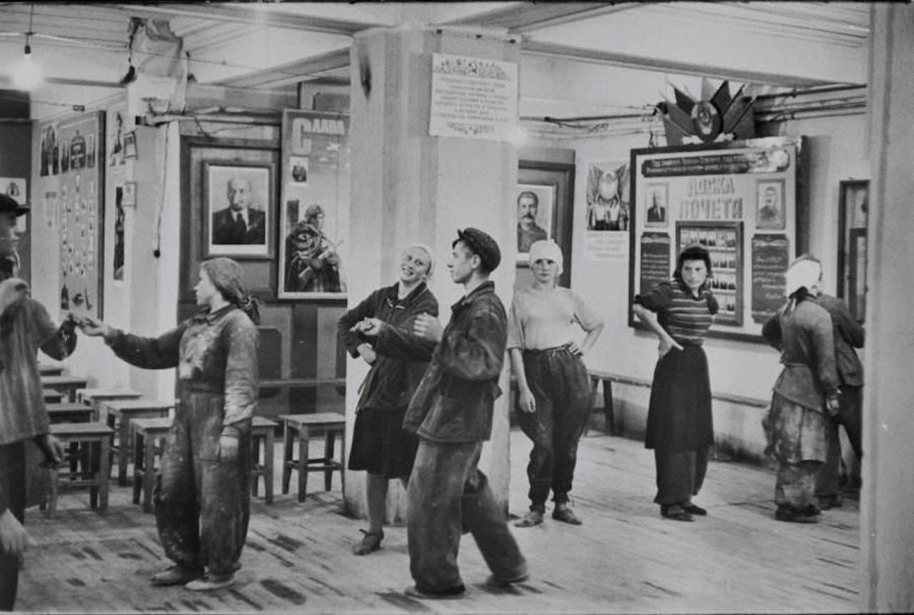 Canteen for workers working on the construction of the Metropol hotel, Moscow, Russia by Henri Cartier-Bresson
