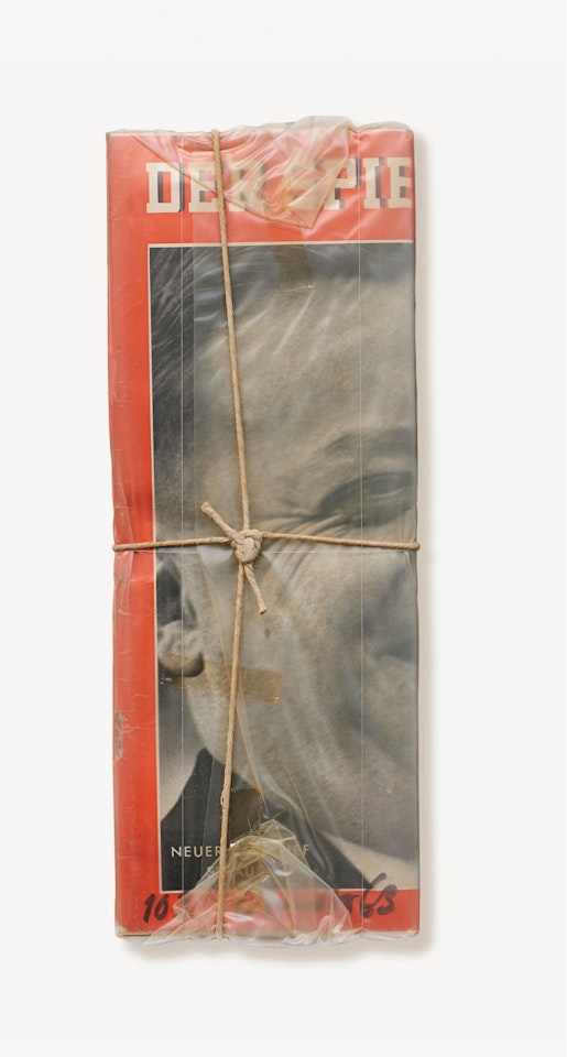 Der Spiegel Magazine Empaqueté by Christo