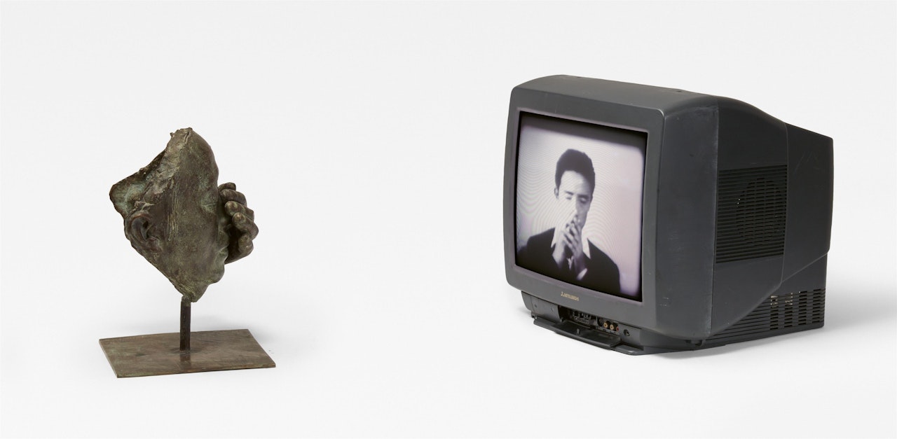 Selbstbildnis/Kopf mit einer Hand by Nam June Paik