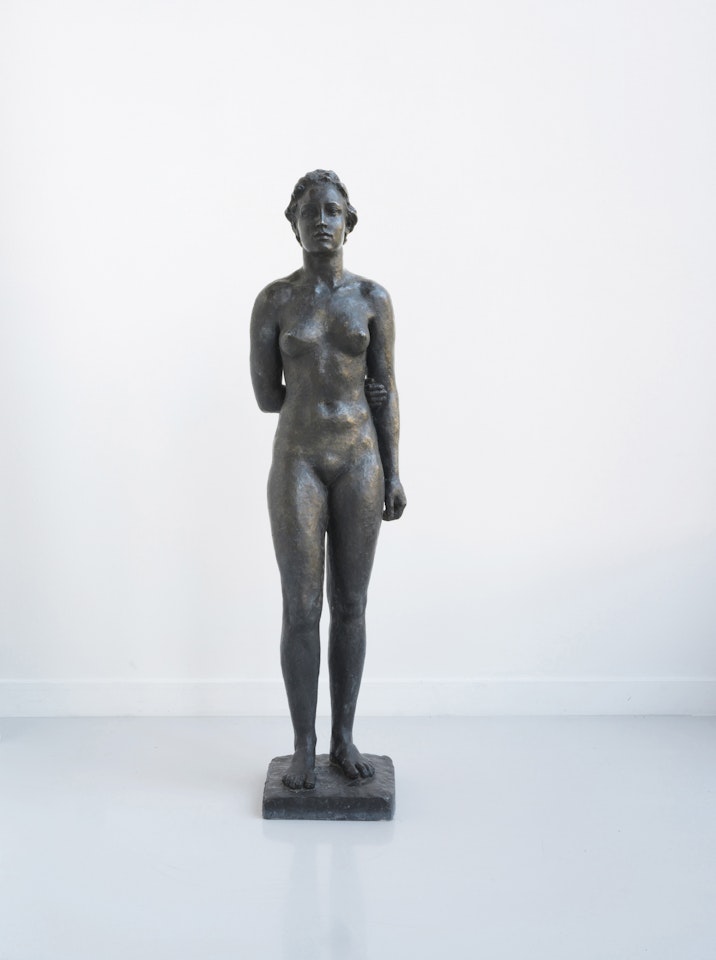 Lauschende by Georg Kolbe