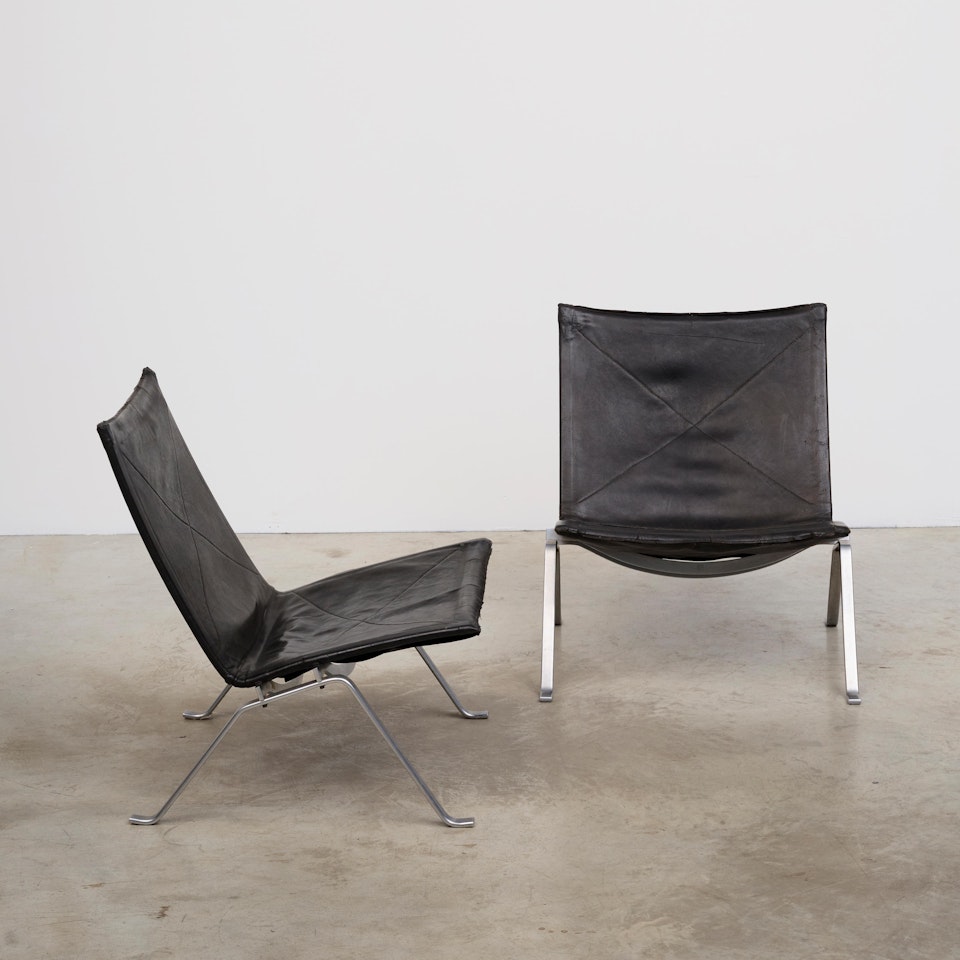 A pair of "PK 22" armchairs by Poul Kjaerholm