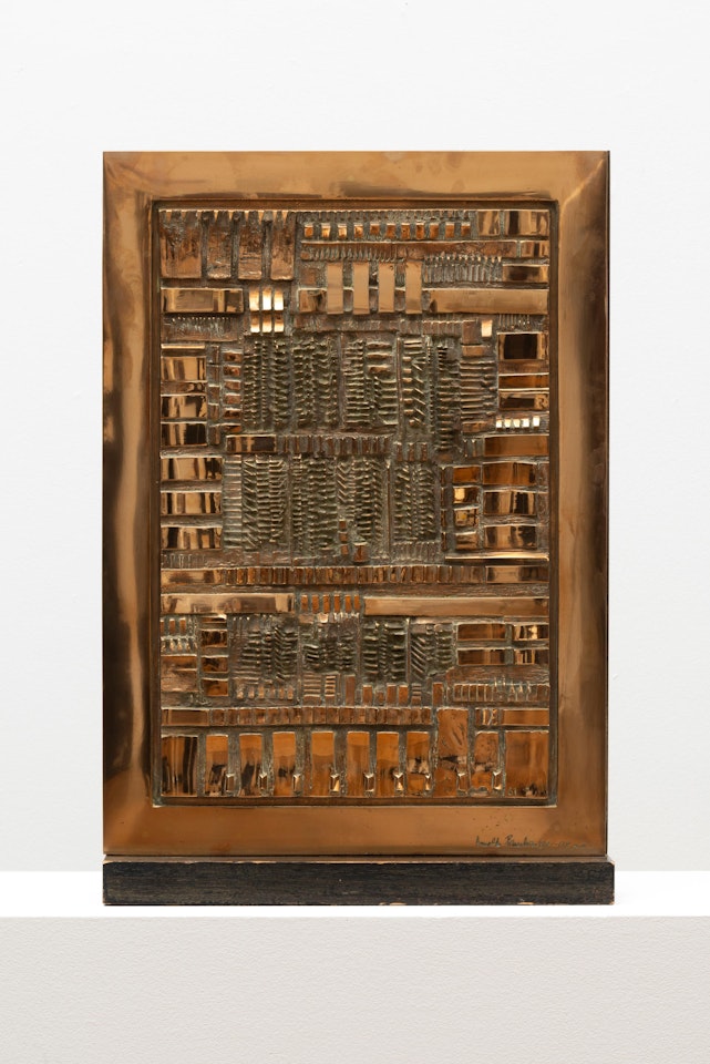 Tavola del matematico II by Arnaldo Pomodoro
