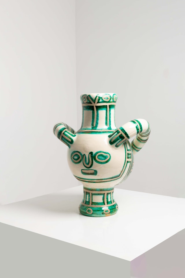 Vase gros oiseau vert (A.R 453); Vase by Pablo Picasso