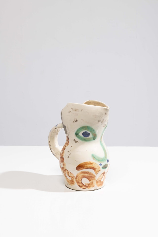 Visage aux cercles (A.R 612); Pitcher by Pablo Picasso