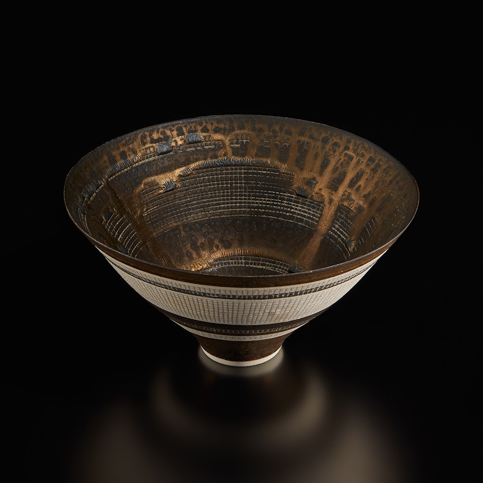 Rare footed bowl by Lucie Rie