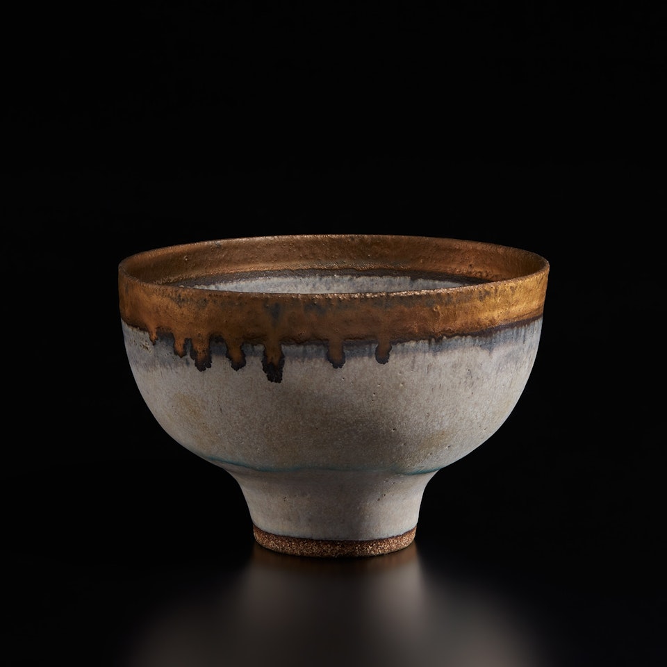 Footed bowl by Lucie Rie