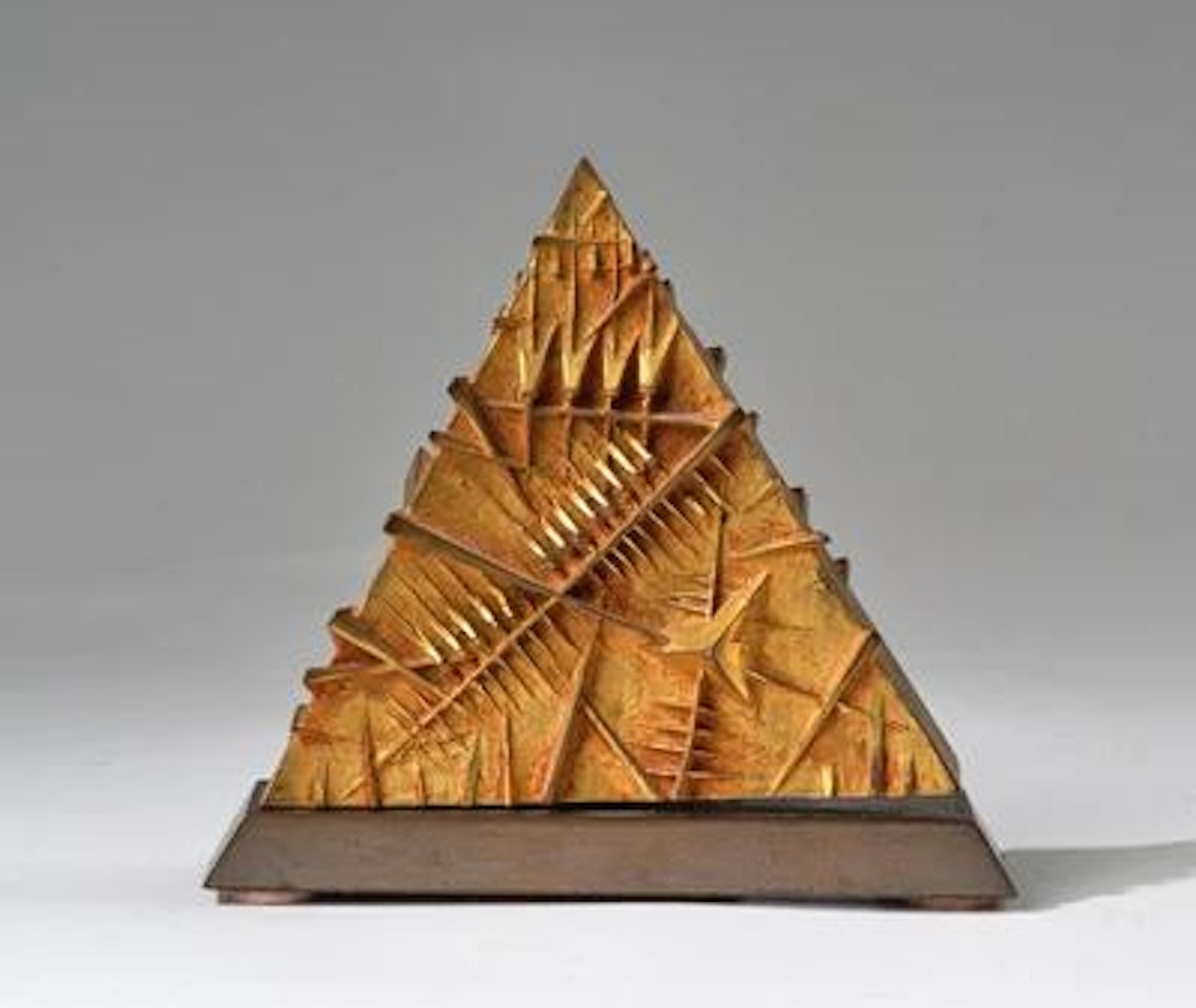 Scultura per Ferragamo by Arnaldo Pomodoro