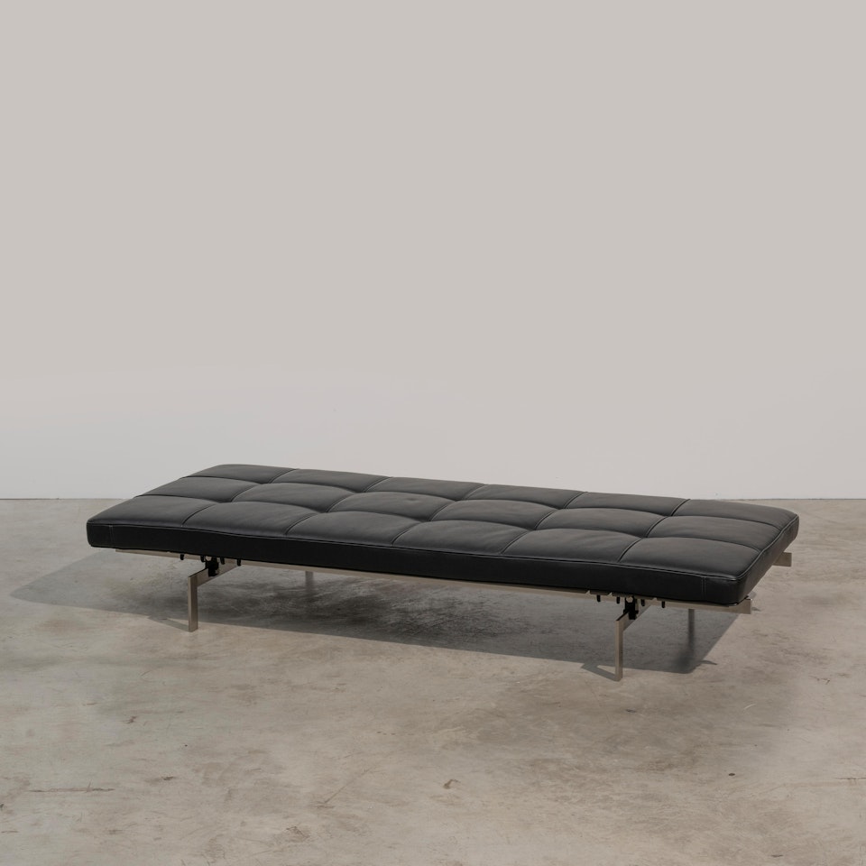 Lit de repos PK 80 by Poul Kjaerholm