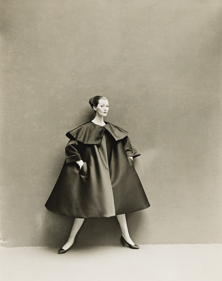 Dovima in Balenciaga by Richard Avedon