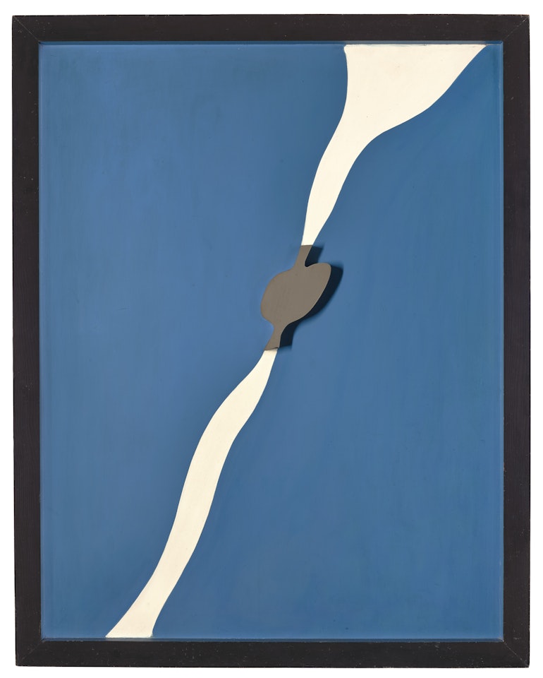 Amphore infinie by Jean Arp