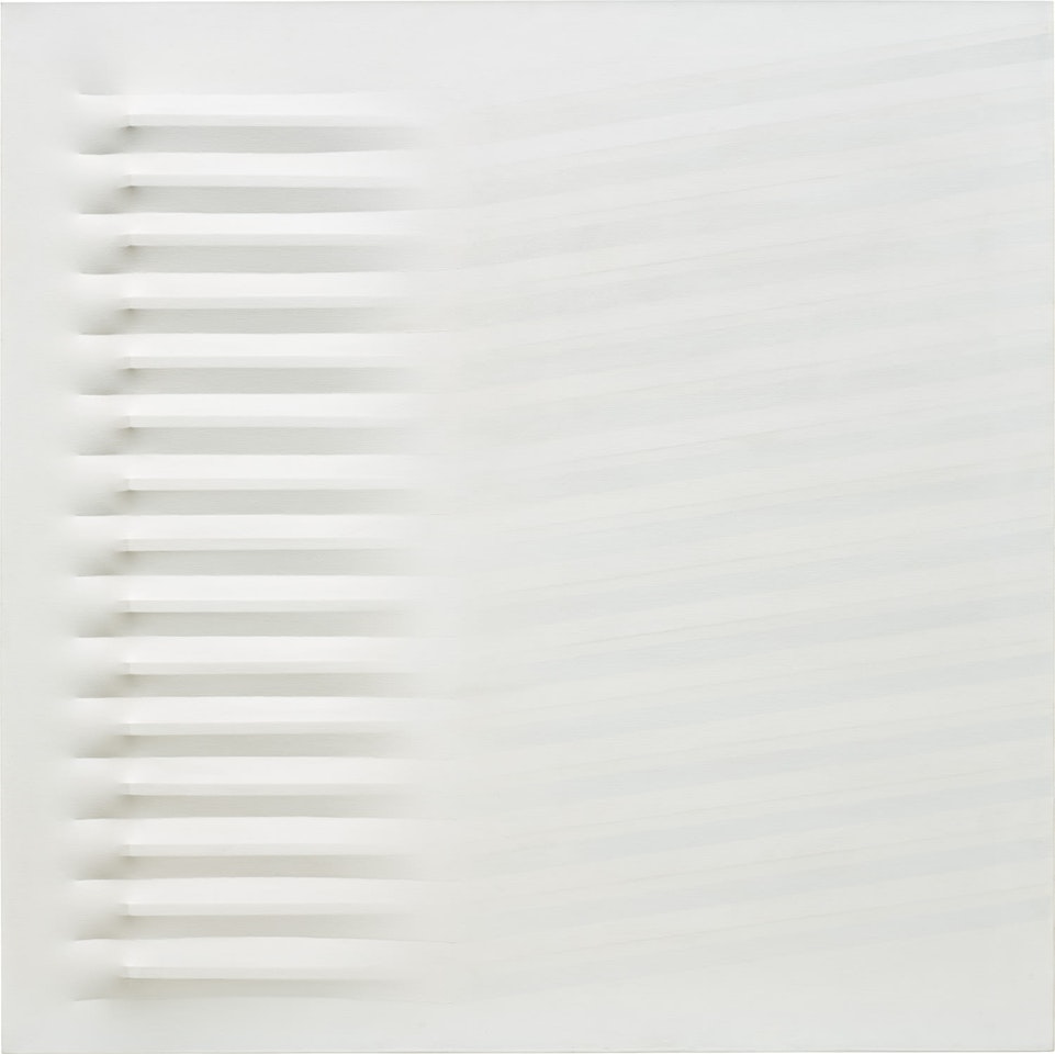 Bianco by Agostino Bonalumi