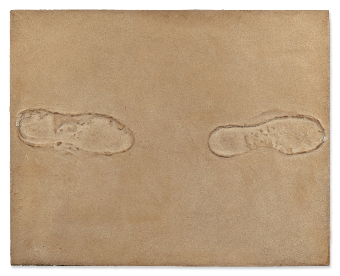 Blanco con dos huellas de pies (White with foot prints) by Antoni Tapies
