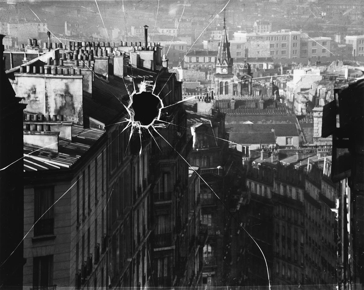 Broken Plate, Paris by André Kertész