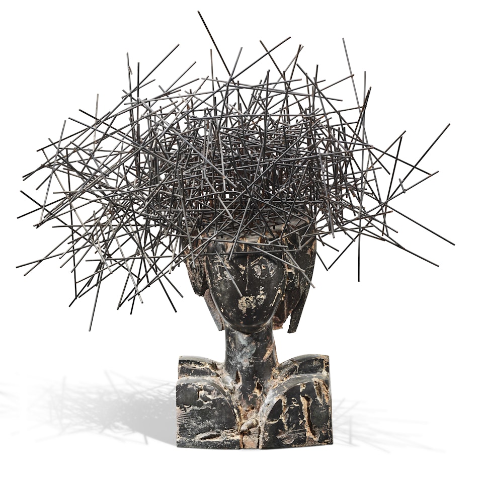 Cabeza con Palos by Manolo Valdés