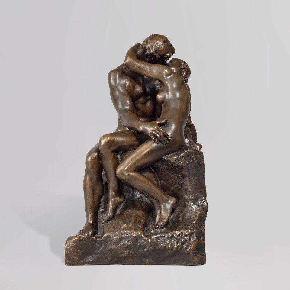 Le Baiser, 4ème réduction ou petit modèle by Auguste Rodin