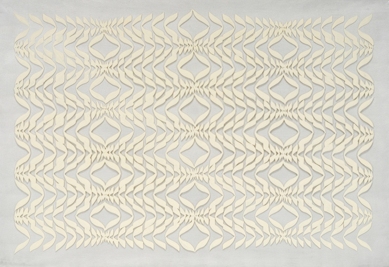 Bianco grigio argento by Carla Accardi