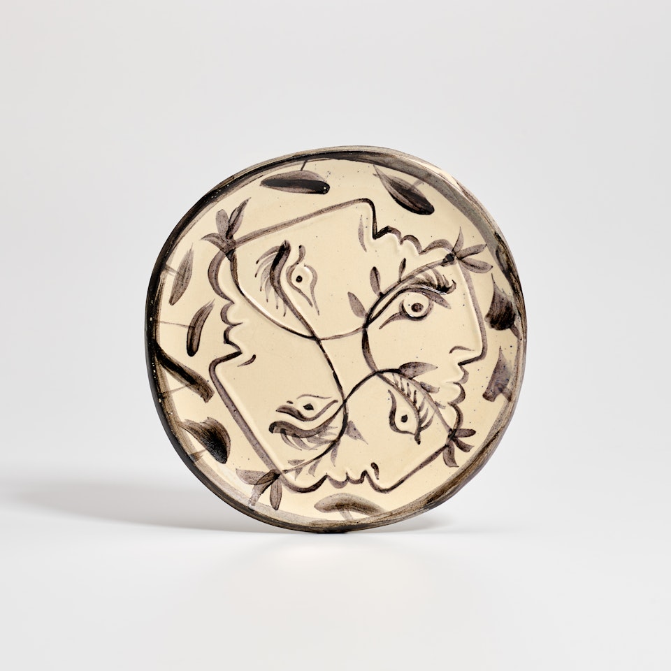 Quatre profils enlacés (Four Enlaced profiles) (see A.R. 86) by Pablo Picasso