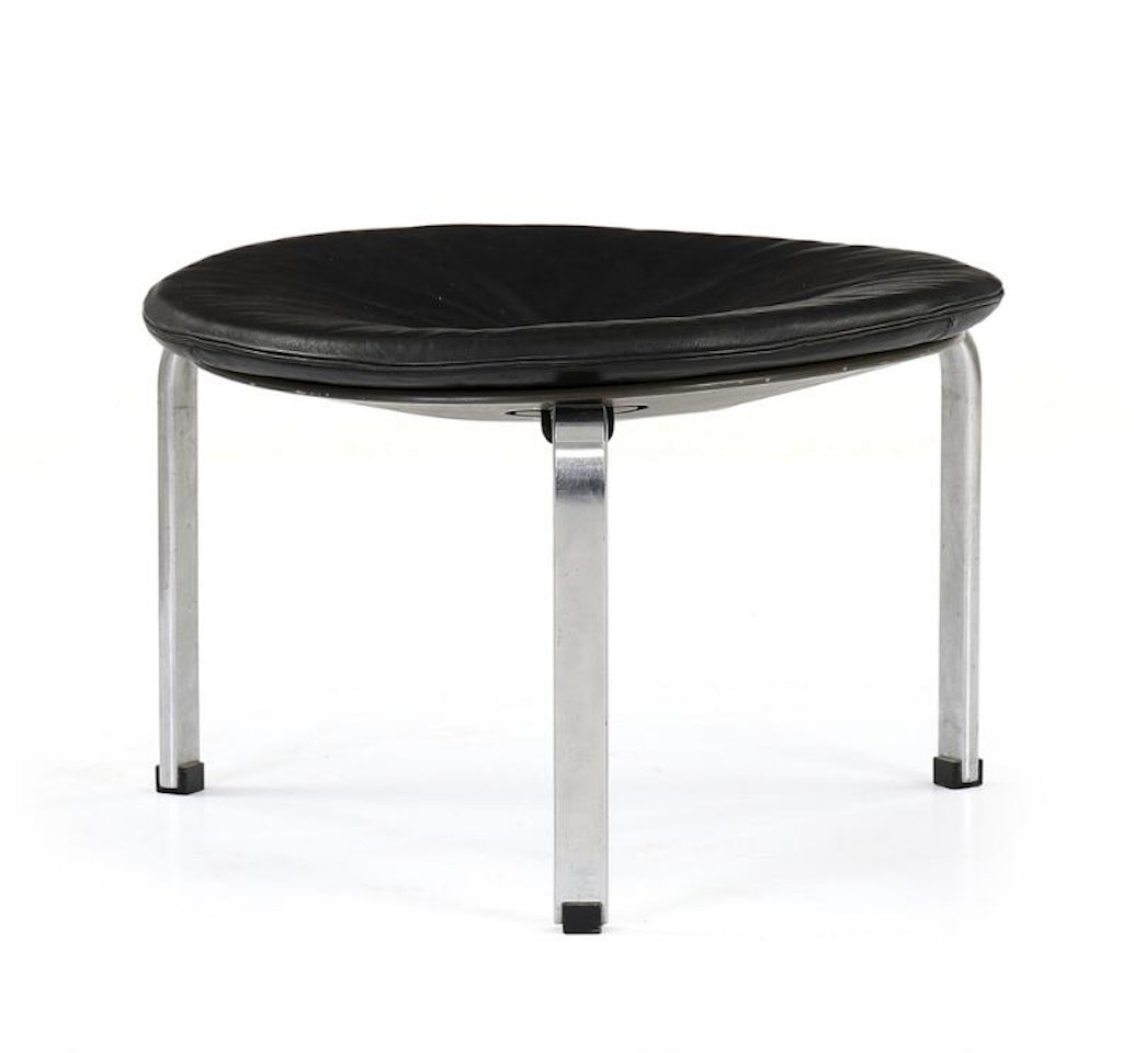 “PK 33” by Poul Kjaerholm