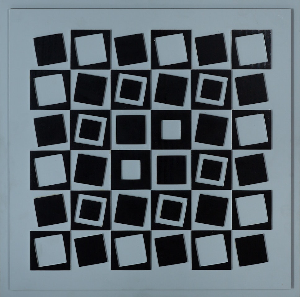 Holzrelief, farbig gefasst by Victor Vasarely