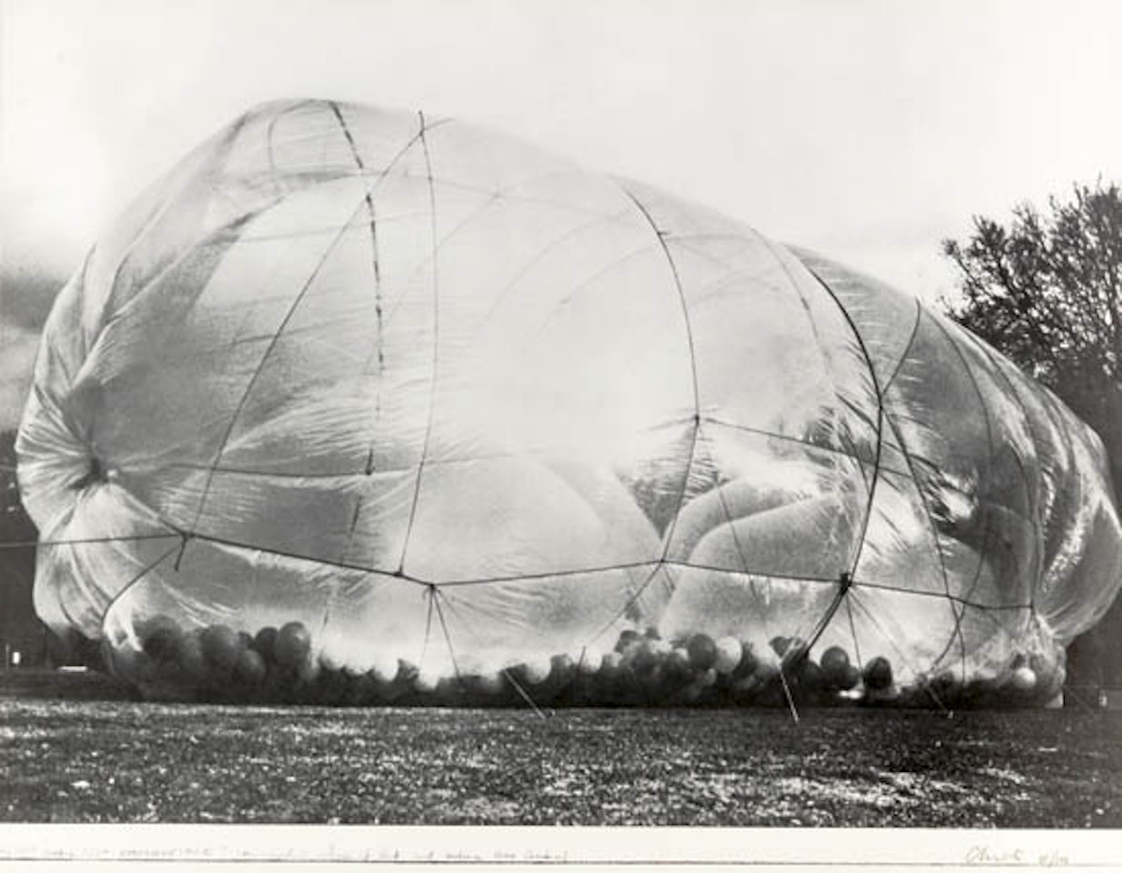 42,390 Cubic Feet Empaquetage, Minneapolis by Christo